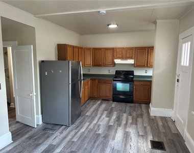 400 W Wayne Street - Photo Thumbnail 7
