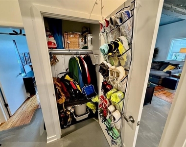 212 45th St - Photo Thumbnail 20