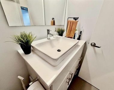 212 45th St - Photo Thumbnail 23