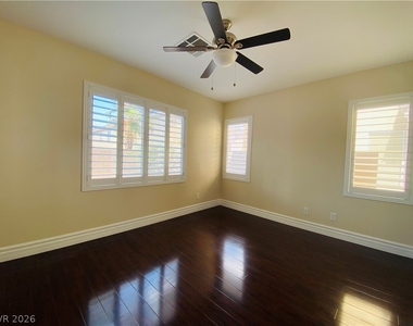 286 Duck Hollow Avenue - Photo Thumbnail 13