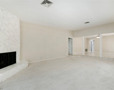 2312 Plaza Del Prado - Photo Thumbnail 9