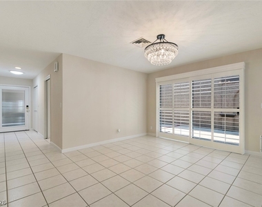 2312 Plaza Del Prado - Photo Thumbnail 8