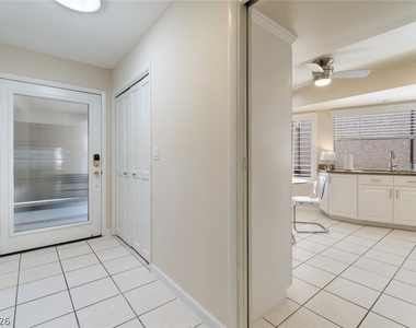 2312 Plaza Del Prado - Photo Thumbnail 4