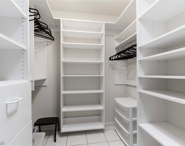 2312 Plaza Del Prado - Photo Thumbnail 19