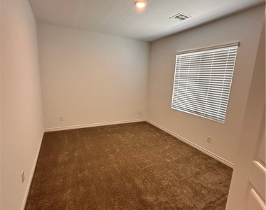 4487 Sawyer Ridge Street - Photo Thumbnail 23