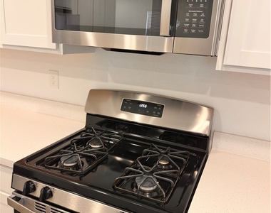4487 Sawyer Ridge Street - Photo Thumbnail 6