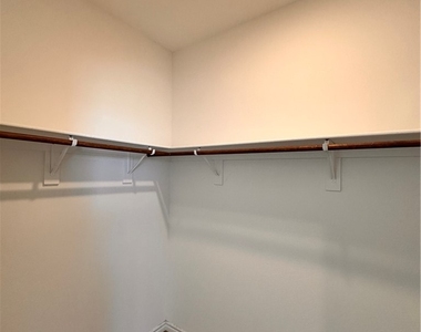 4487 Sawyer Ridge Street - Photo Thumbnail 13