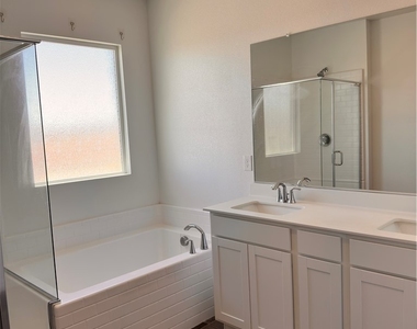 4487 Sawyer Ridge Street - Photo Thumbnail 11