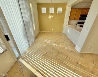 9511 Spring Blush Avenue - Photo Thumbnail 3