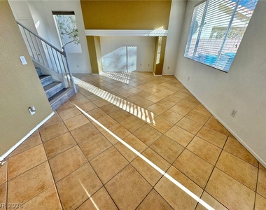 9511 Spring Blush Avenue - Photo Thumbnail 2