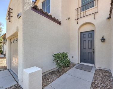 10939 Paradise Road - Photo Thumbnail 2