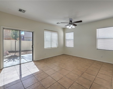 10939 Paradise Road - Photo Thumbnail 12