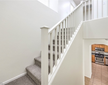 10939 Paradise Road - Photo Thumbnail 17