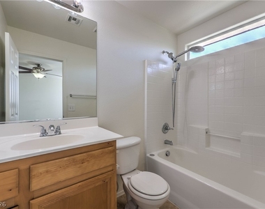 10939 Paradise Road - Photo Thumbnail 24