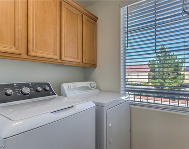10939 Paradise Road - Photo Thumbnail 31
