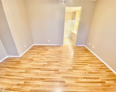 1605 Cimarron Crest Street - Photo Thumbnail 15