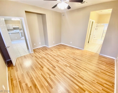 1605 Cimarron Crest Street - Photo Thumbnail 16
