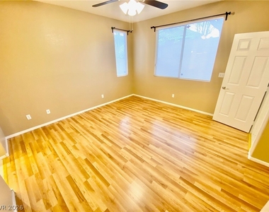 1605 Cimarron Crest Street - Photo Thumbnail 19