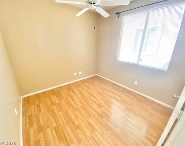 1605 Cimarron Crest Street - Photo Thumbnail 11