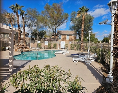 140 Samantha Rose Street - Photo Thumbnail 31