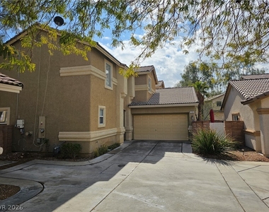 140 Samantha Rose Street - Photo Thumbnail 2