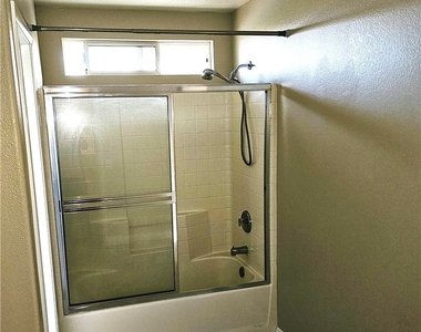 140 Samantha Rose Street - Photo Thumbnail 15