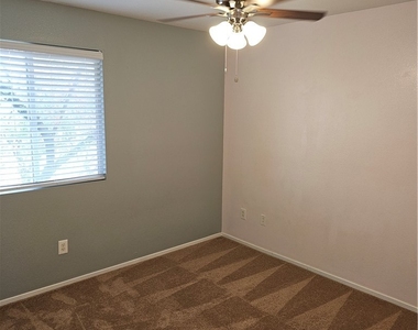 140 Samantha Rose Street - Photo Thumbnail 17