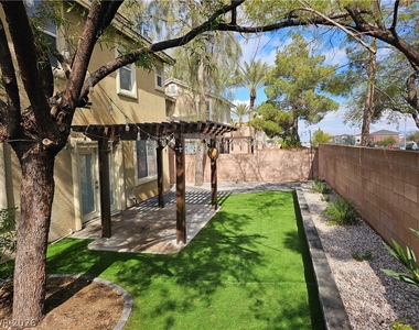 140 Samantha Rose Street - Photo Thumbnail 25