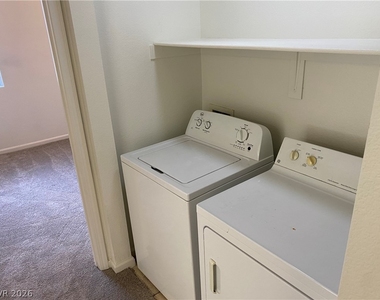 27 E Agate Avenue - Photo Thumbnail 8