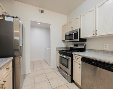 2603 Noble Fir Avenue - Photo Thumbnail 13