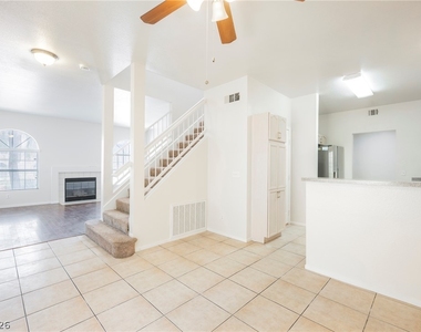 2603 Noble Fir Avenue - Photo Thumbnail 8
