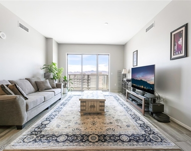 8255 S Las Vegas Boulevard - Photo Thumbnail 12