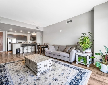 8255 S Las Vegas Boulevard - Photo Thumbnail 13