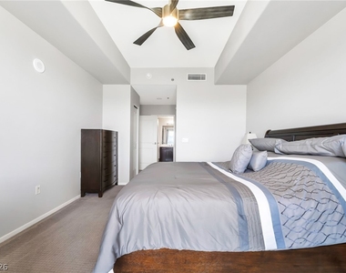 8255 S Las Vegas Boulevard - Photo Thumbnail 25