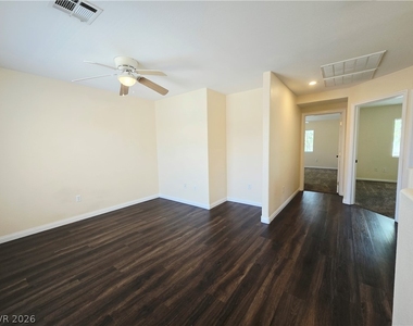 8295 Golden Flowers Street - Photo Thumbnail 10