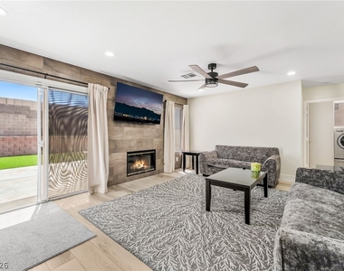 104 Appian Way - Photo Thumbnail 5
