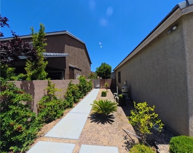 4627 White Head Court - Photo Thumbnail 16