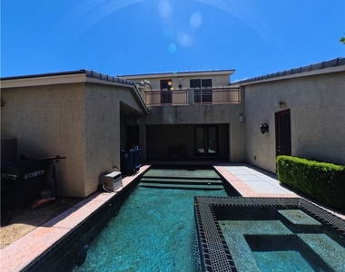 4627 White Head Court - Photo Thumbnail 2