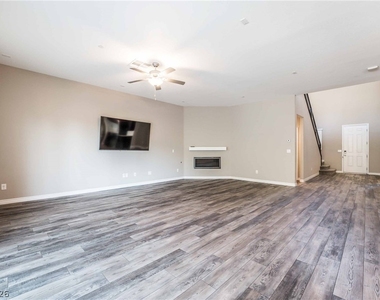 2787 Athens Ridge Drive - Photo Thumbnail 3