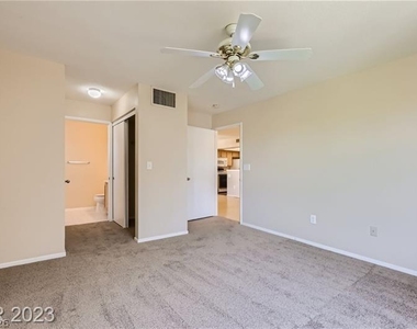1909 Mountain Hills Court - Photo Thumbnail 16