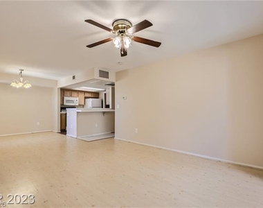 1909 Mountain Hills Court - Photo Thumbnail 7