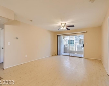 1909 Mountain Hills Court - Photo Thumbnail 5