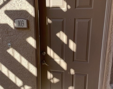 3511 Desert Cliff Street - Photo Thumbnail 2