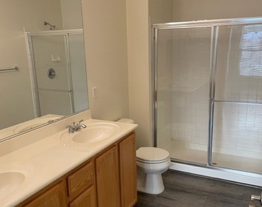 3511 Desert Cliff Street - Photo Thumbnail 13
