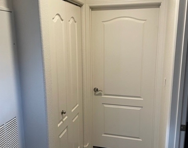 3511 Desert Cliff Street - Photo Thumbnail 24