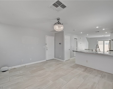 6457 Abbey Door Court - Photo Thumbnail 3