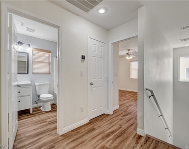 6457 Abbey Door Court - Photo Thumbnail 9