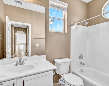 11757 Del Sur Avenue - Photo Thumbnail 26