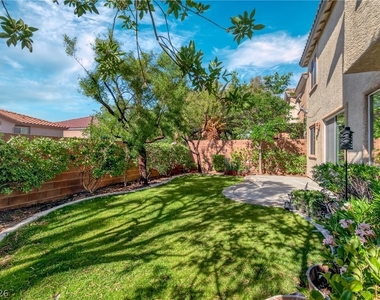 11757 Del Sur Avenue - Photo Thumbnail 34