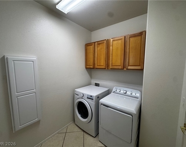 3009 Noblesville Court - Photo Thumbnail 30